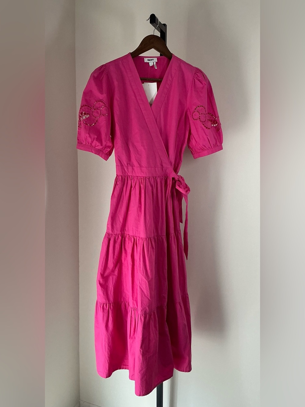 🆕 DKNY | Tiered Poplin Wrap Midi Dress with Embroidered Puff Sleeves